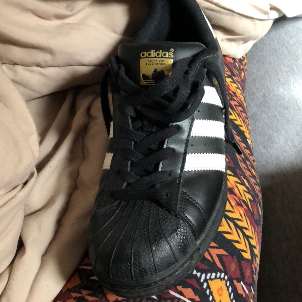Adidas Shell Toes - Picture 3 of 5